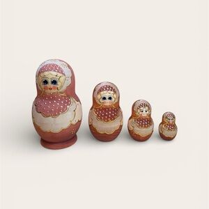 Handcrafted Russian Nesting Dolls - Red and Gold set of 4